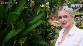 He offered the first slut on the street to suck a dick for good money.The bitch immediately agreed.mp4