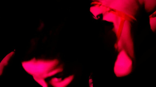 Горячий секс в розовом: страстные ласки и глубокий минет от Laruna и Mave