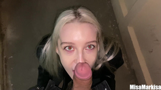 Страстное наказание в прихожей