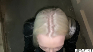 Страстное наказание в прихожей