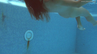 Порно актриса Stefanie Moon