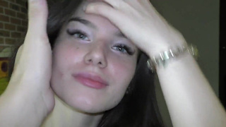 Сексуальная искусительница заводит соседа