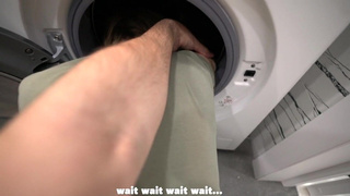 Горячая помощь для сестрёнки – развратный момент