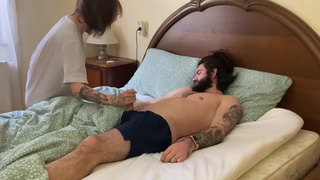 Братский финал: глоток страсти в откровенном видео