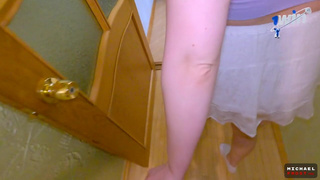 Двойные отношения: как он справляется с двумя девушками?