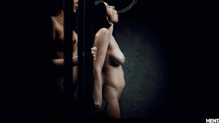 В заключенную вселился монстр, и теперь она трахает надзирательницу щупальцами