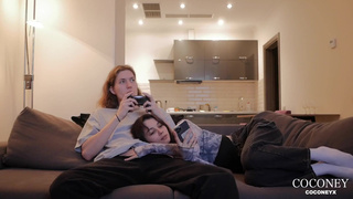 Игры подождут: страстный секс с горячей подругой в HD