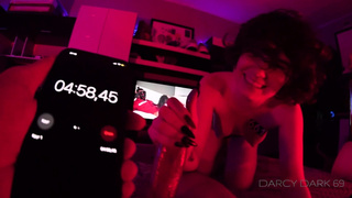 Кто выиграет в этой игре наслаждения?